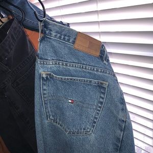 Tommy Hilfiger Mom Jeans